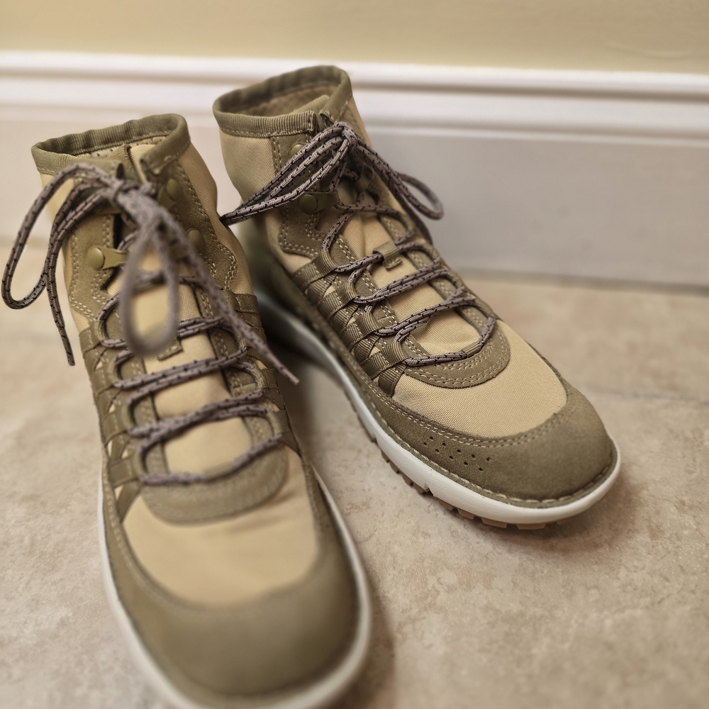 Danner Women's Jungle 917 Lifestyle Boot Prairie Sand Women's Size 8.5 - Picture 3 of 7